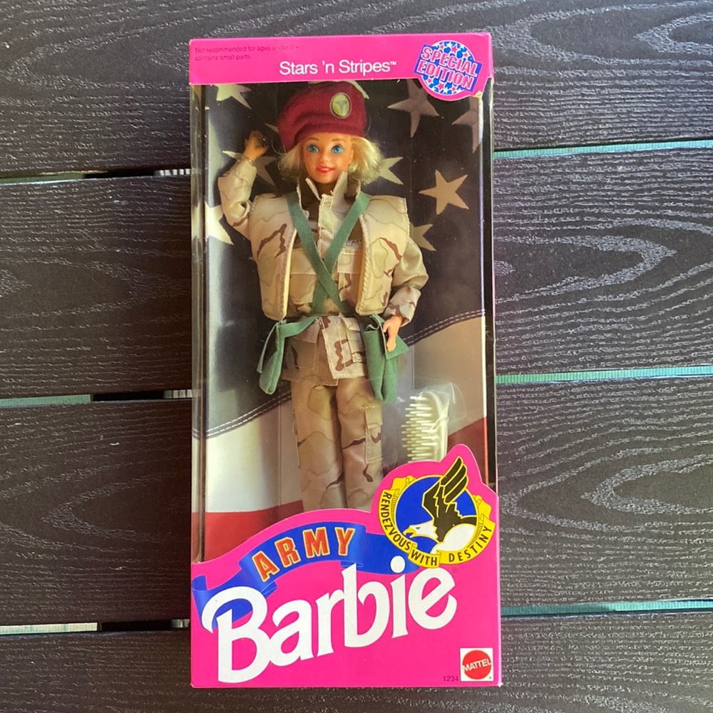 NRFB Stars ‘n Stripes Army Barbie 🇺🇸